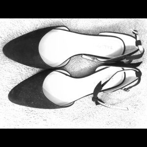 Talbots size 8 black suede flats